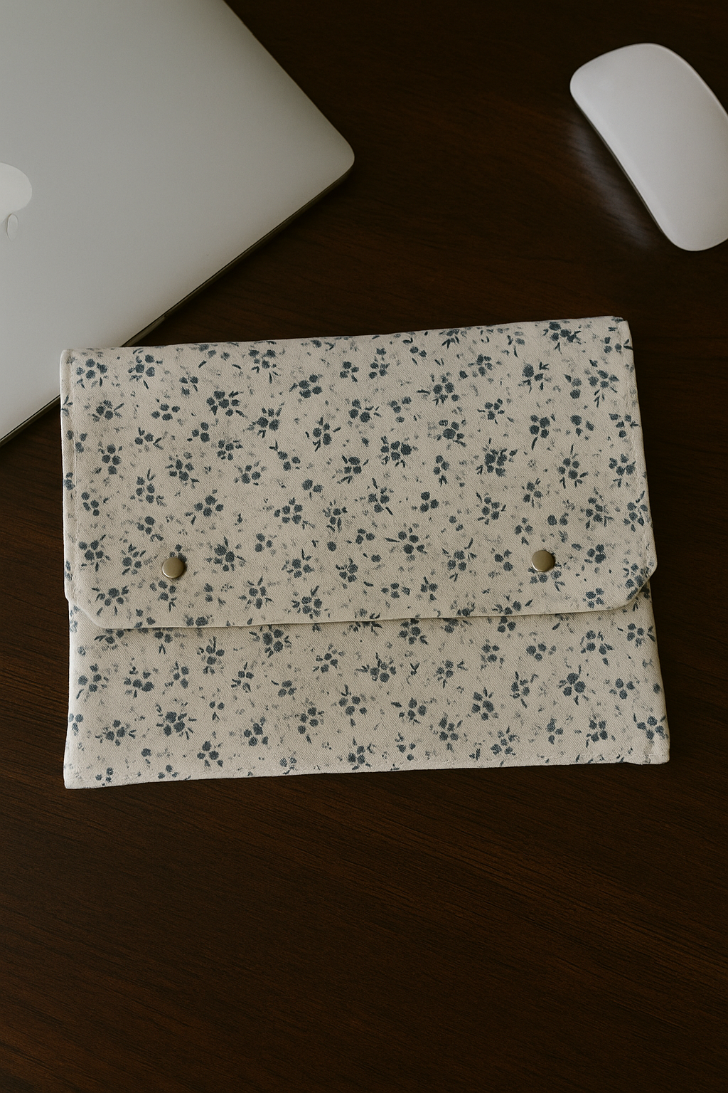 Funda de ordenador flores personalizable